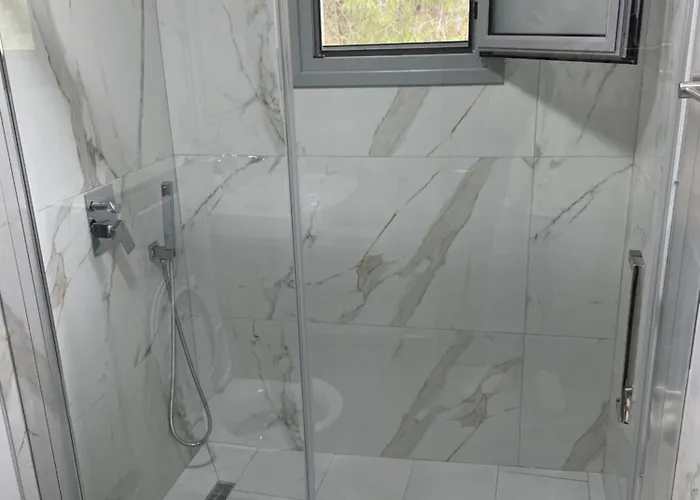 Yllis Apartment Himarë