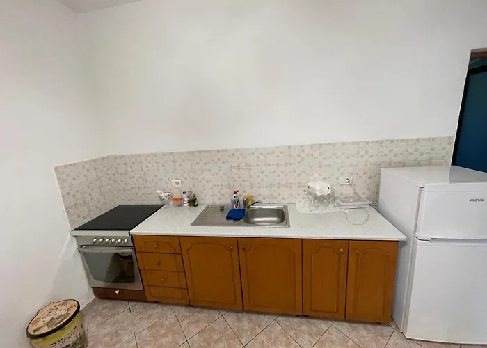 Yllis Appartamento Himare